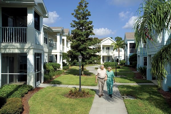 Aston Gardens at Courtyards