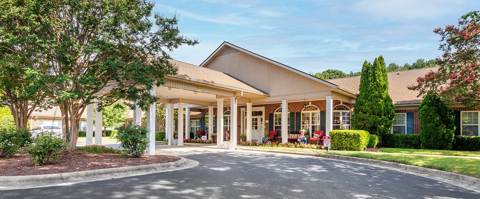 Best Assisted Living Facilities in Harrisburg, NC | SeniorLiving.org