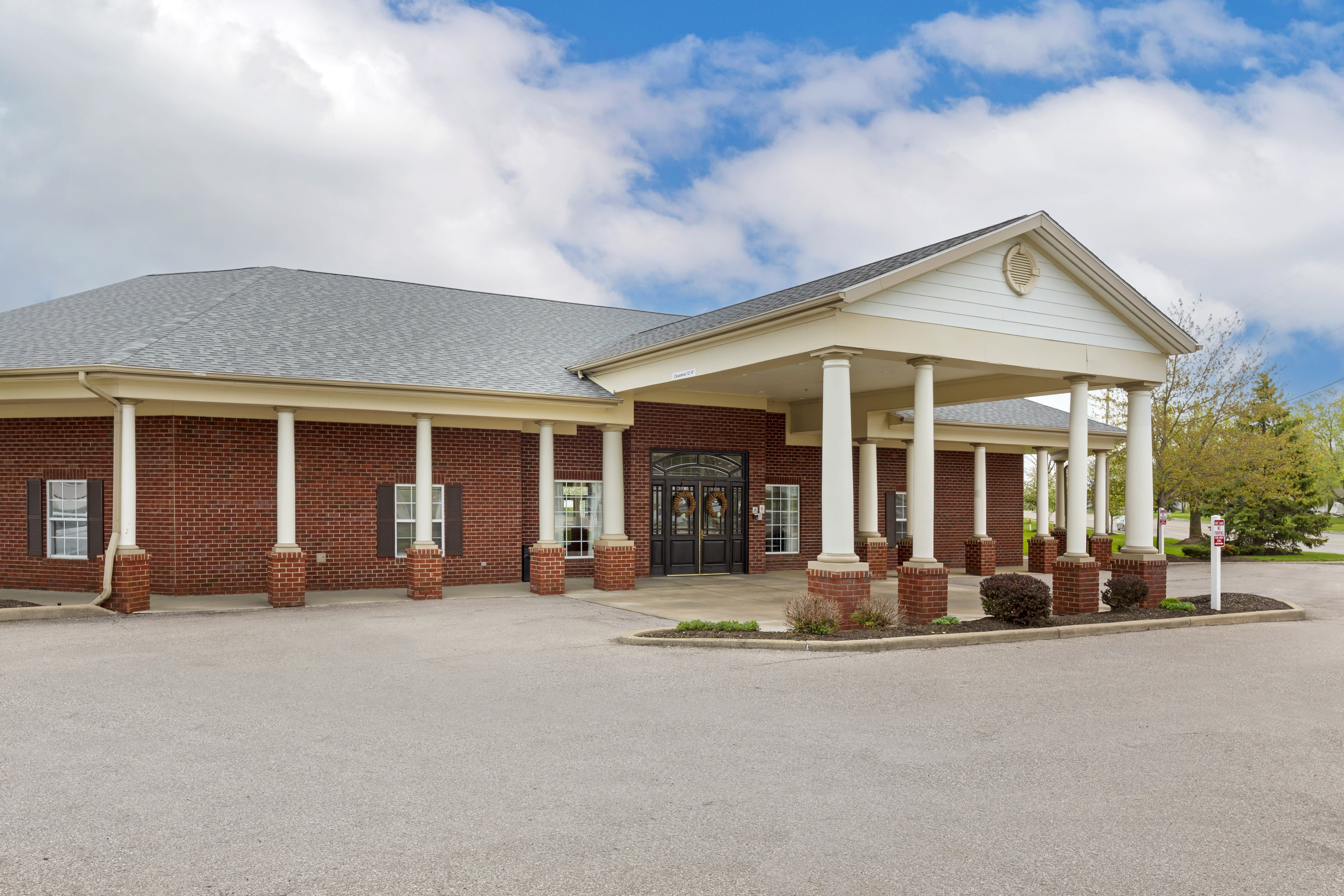 Lorain Estates Senior Living - a Sinceri Community