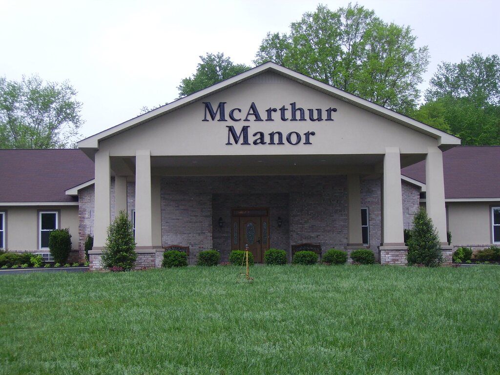 McArthur Manor