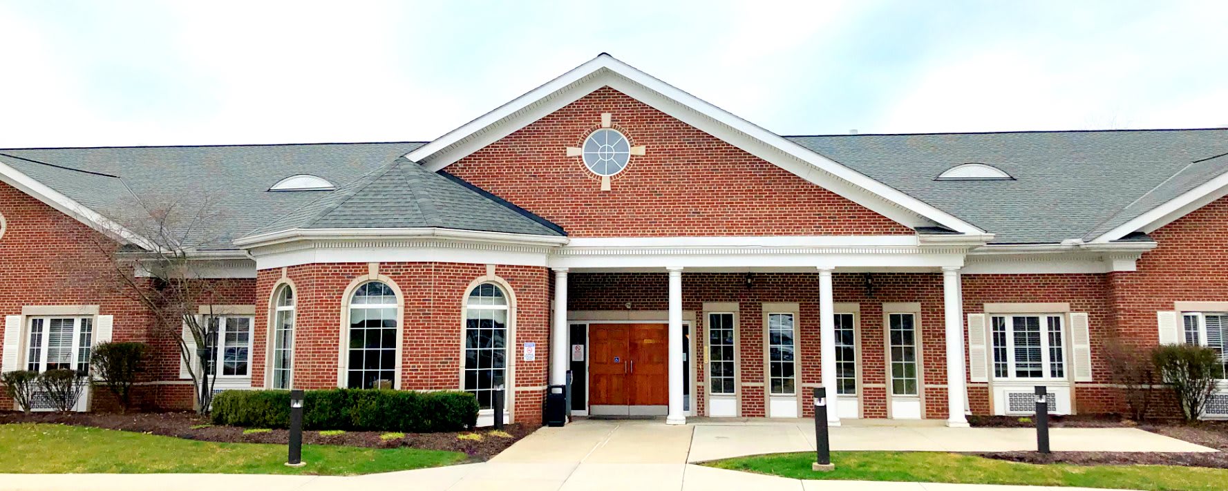 Paramount Senior Living at Middleburg Heights